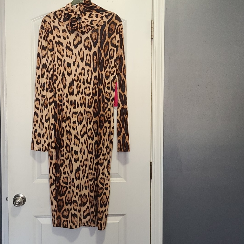 Leopard Bodycon Dress (Size 2X)